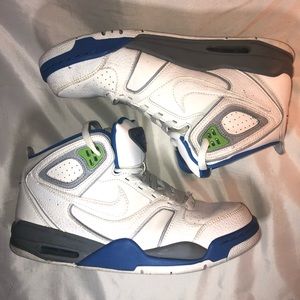 Nike Air Flight Falcon size 10.5